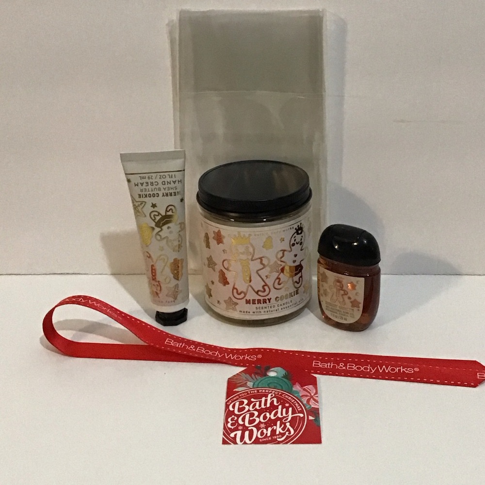 Bath & Body Works Merry Cookie Hand Cream Candle Hand Gel Set